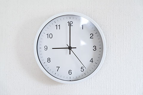 平日夜9時まで営業